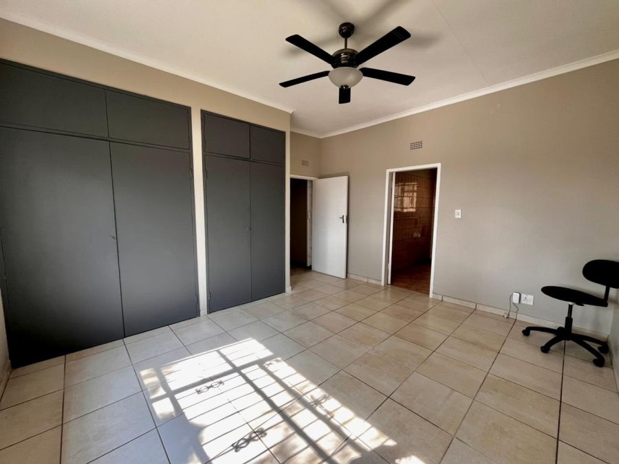 4 Bedroom Property for Sale in Safari Gardens North West